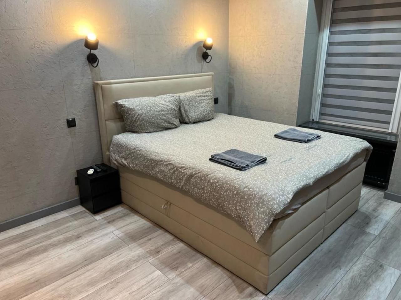 Raciborska Royal Apartment - Miejsce Parkingowe Na Parkingu Strzezonym グリヴィツェ エクステリア 写真