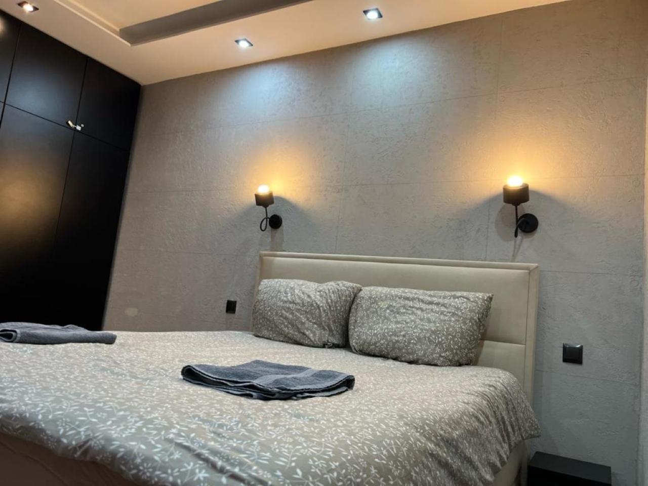 Raciborska Royal Apartment - Miejsce Parkingowe Na Parkingu Strzezonym グリヴィツェ エクステリア 写真